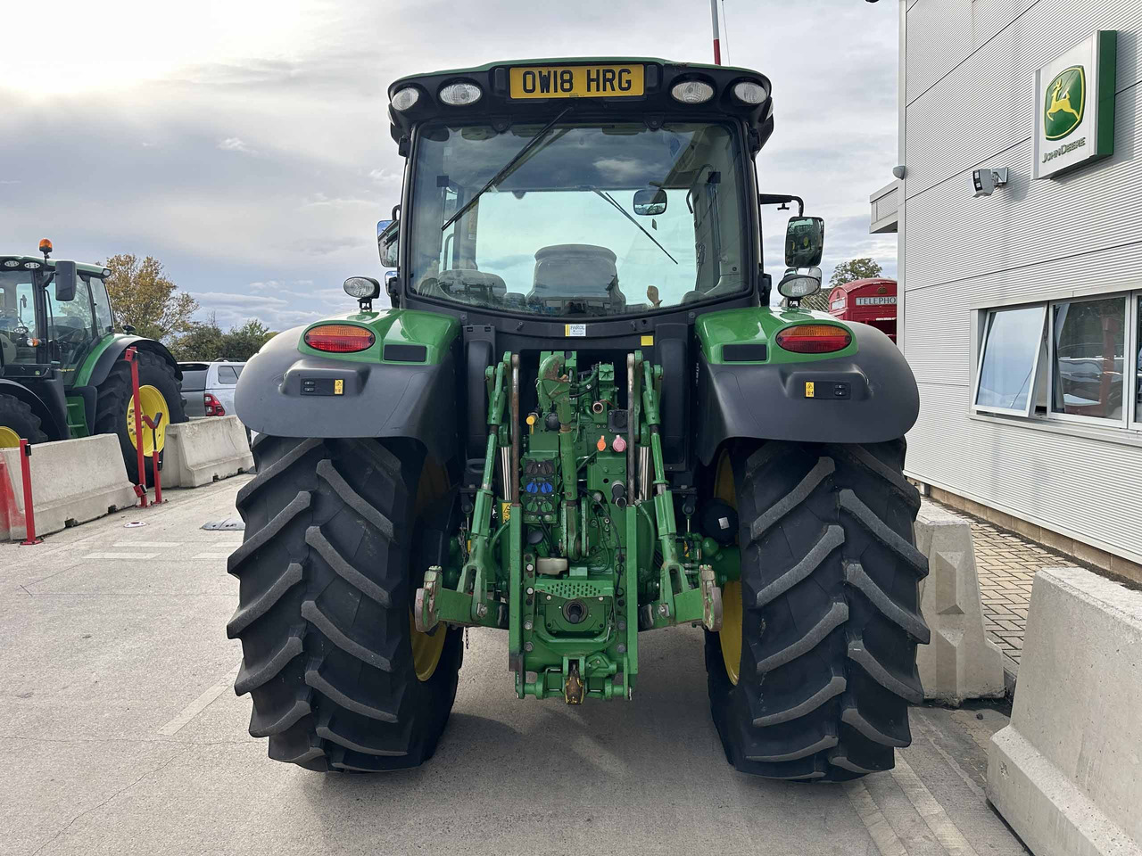 John Deere 6130R - Traktor: slika 5 John Deere 6130R - Traktor: slika 5