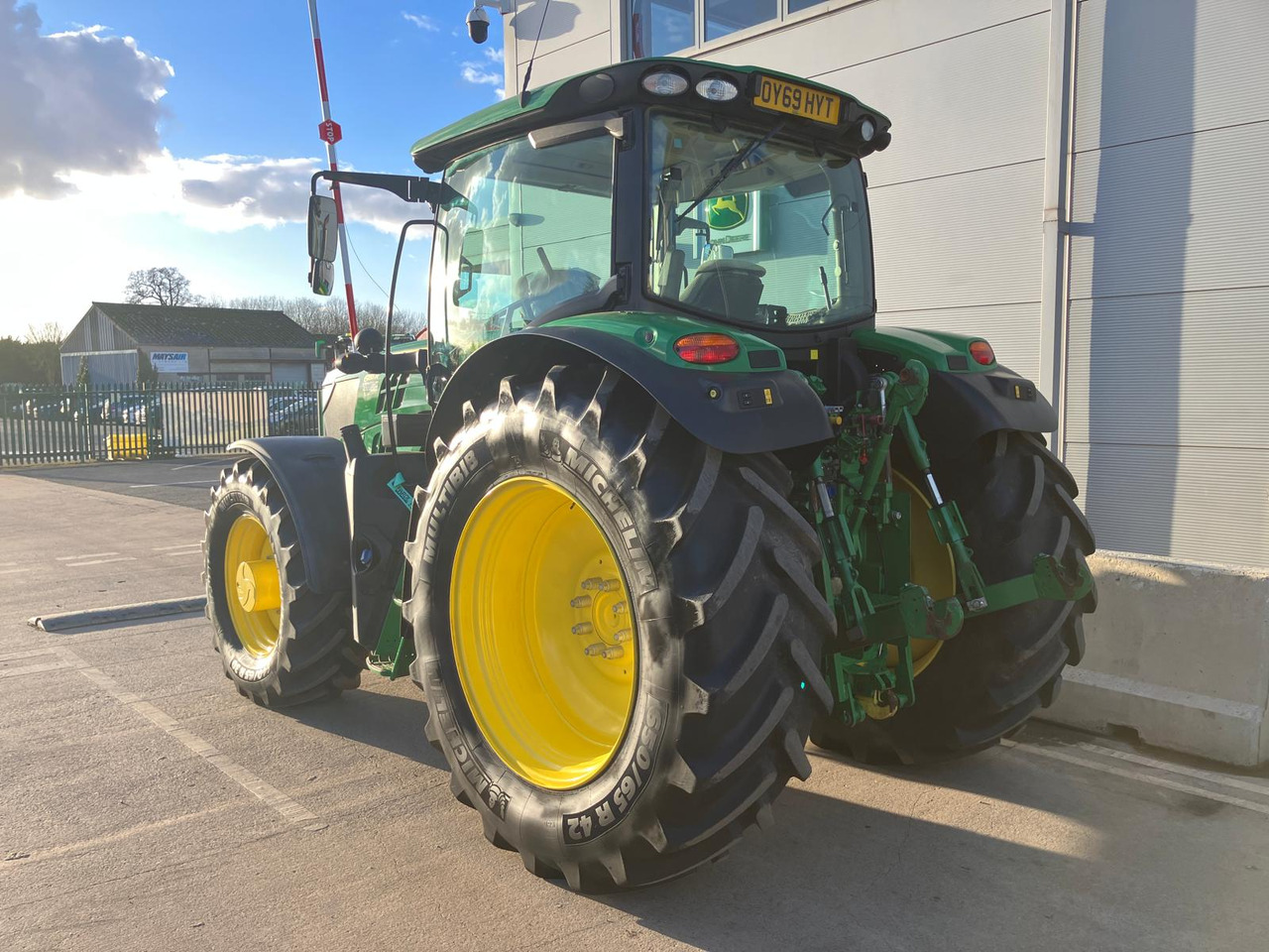 John Deere 6155R - Traktor: slika 3 John Deere 6155R - Traktor: slika 3