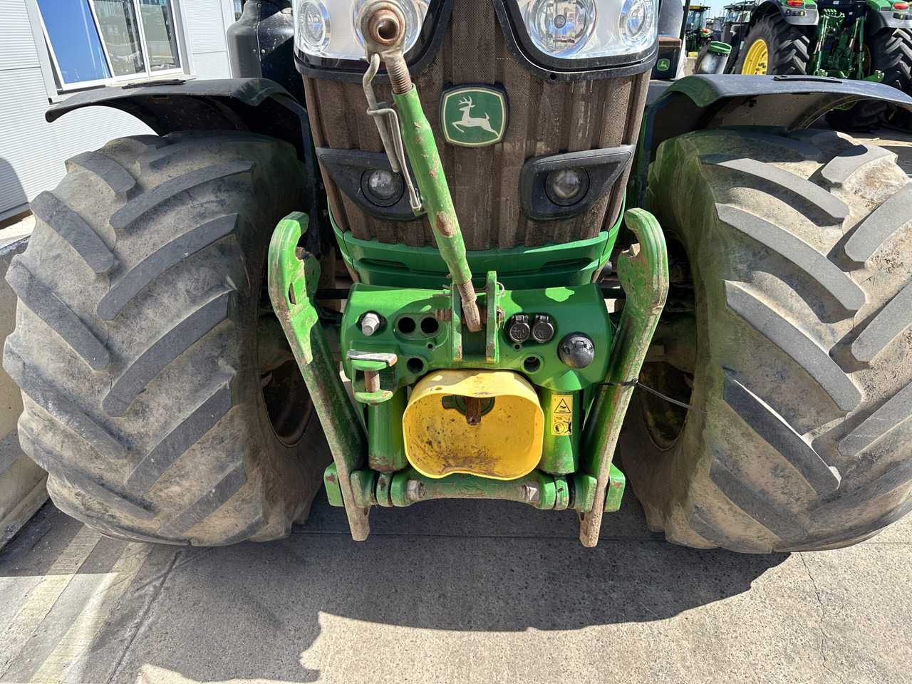 John Deere 6155R - Traktor: slika 4 John Deere 6155R - Traktor: slika 4