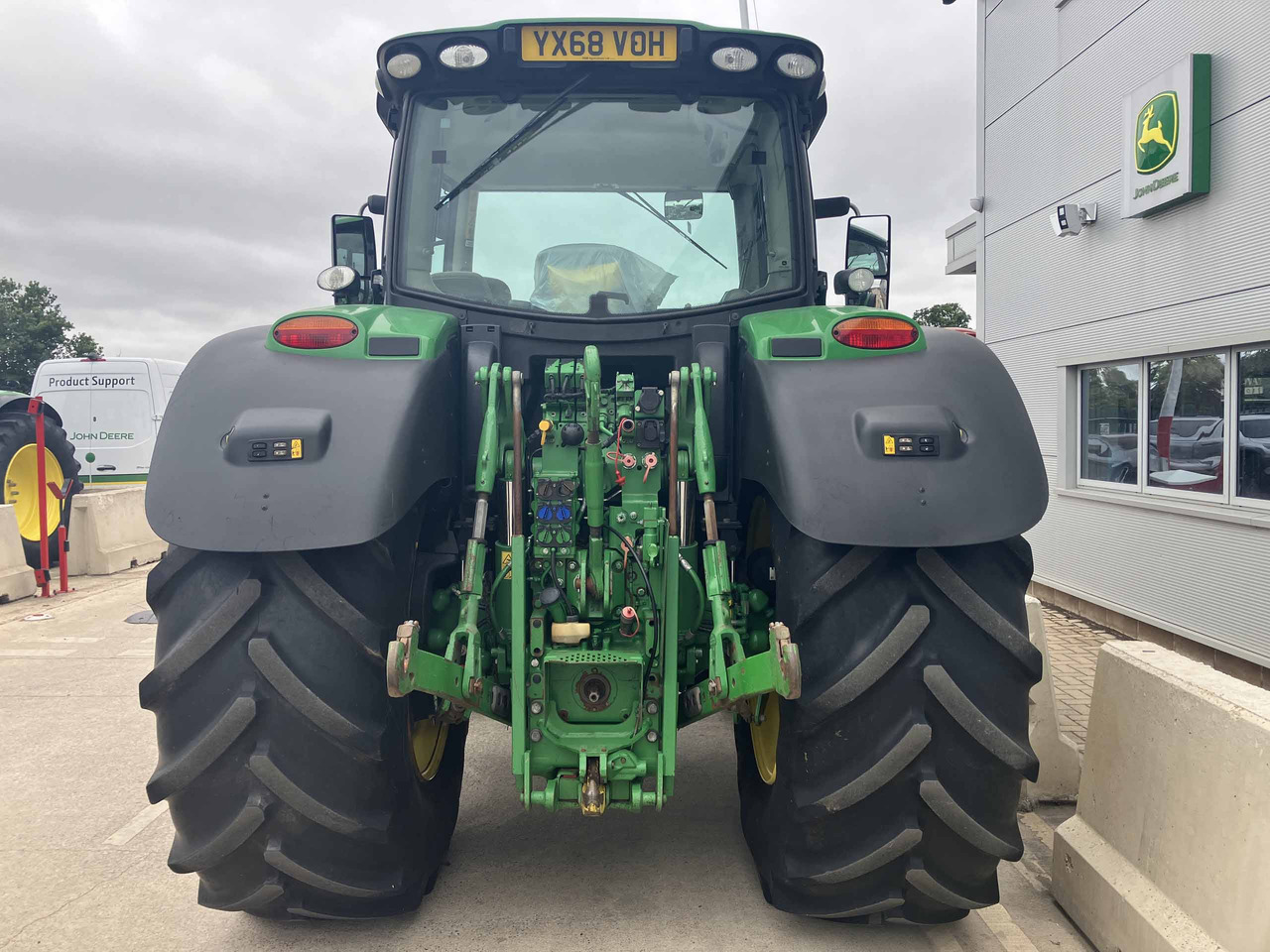 John Deere 6155R - Traktor: slika 4 John Deere 6155R - Traktor: slika 4