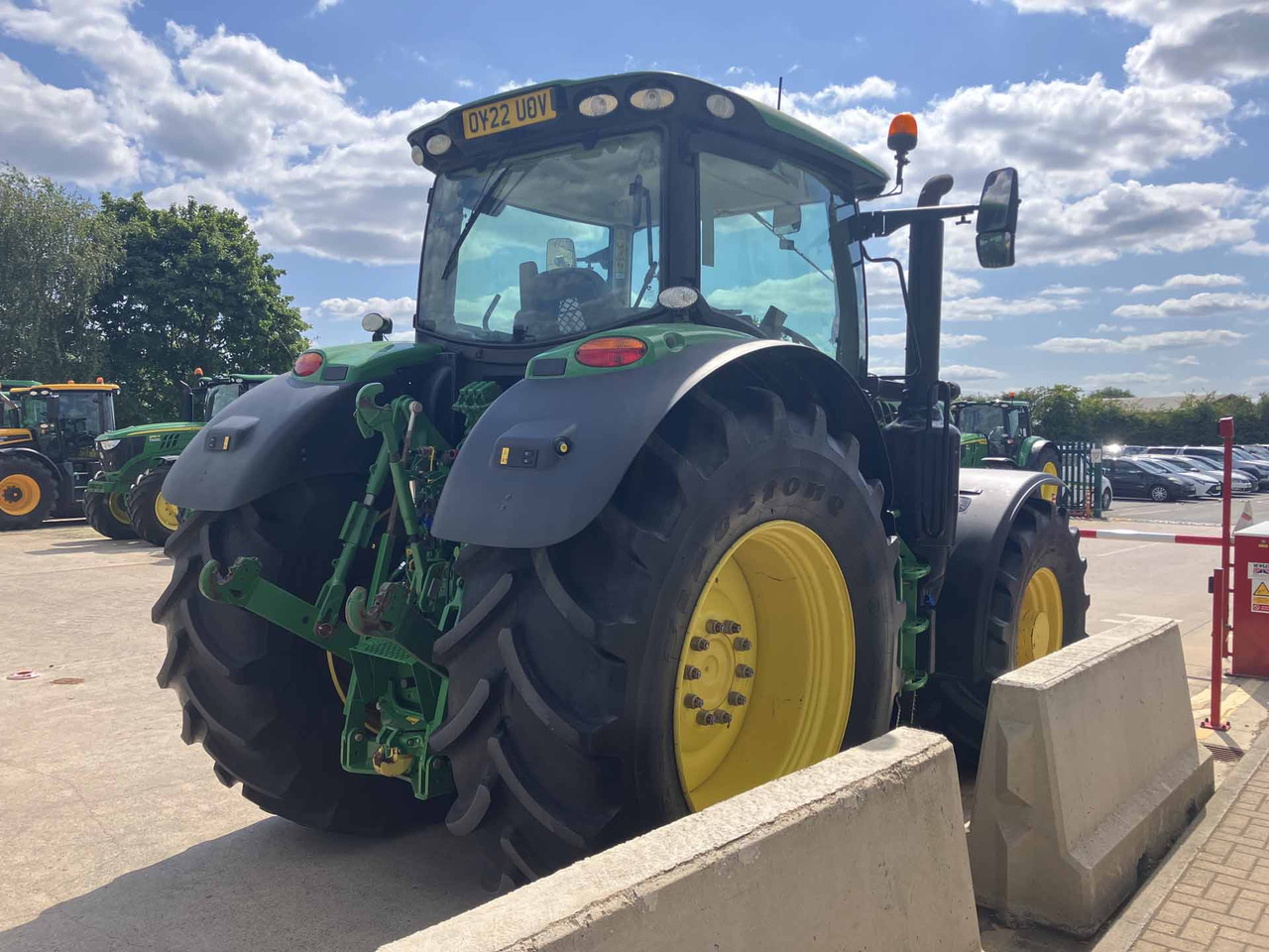 John Deere 6215R - Traktor: slika 5 John Deere 6215R - Traktor: slika 5
