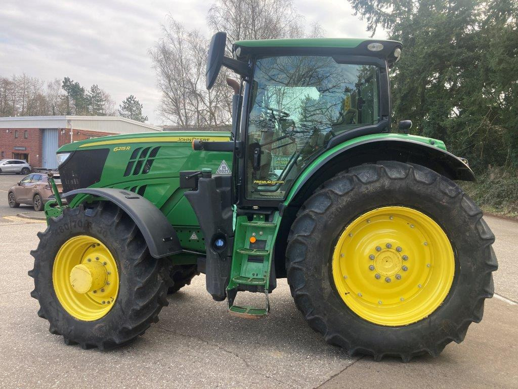John Deere 6215R - Traktor: slika 3 John Deere 6215R - Traktor: slika 3