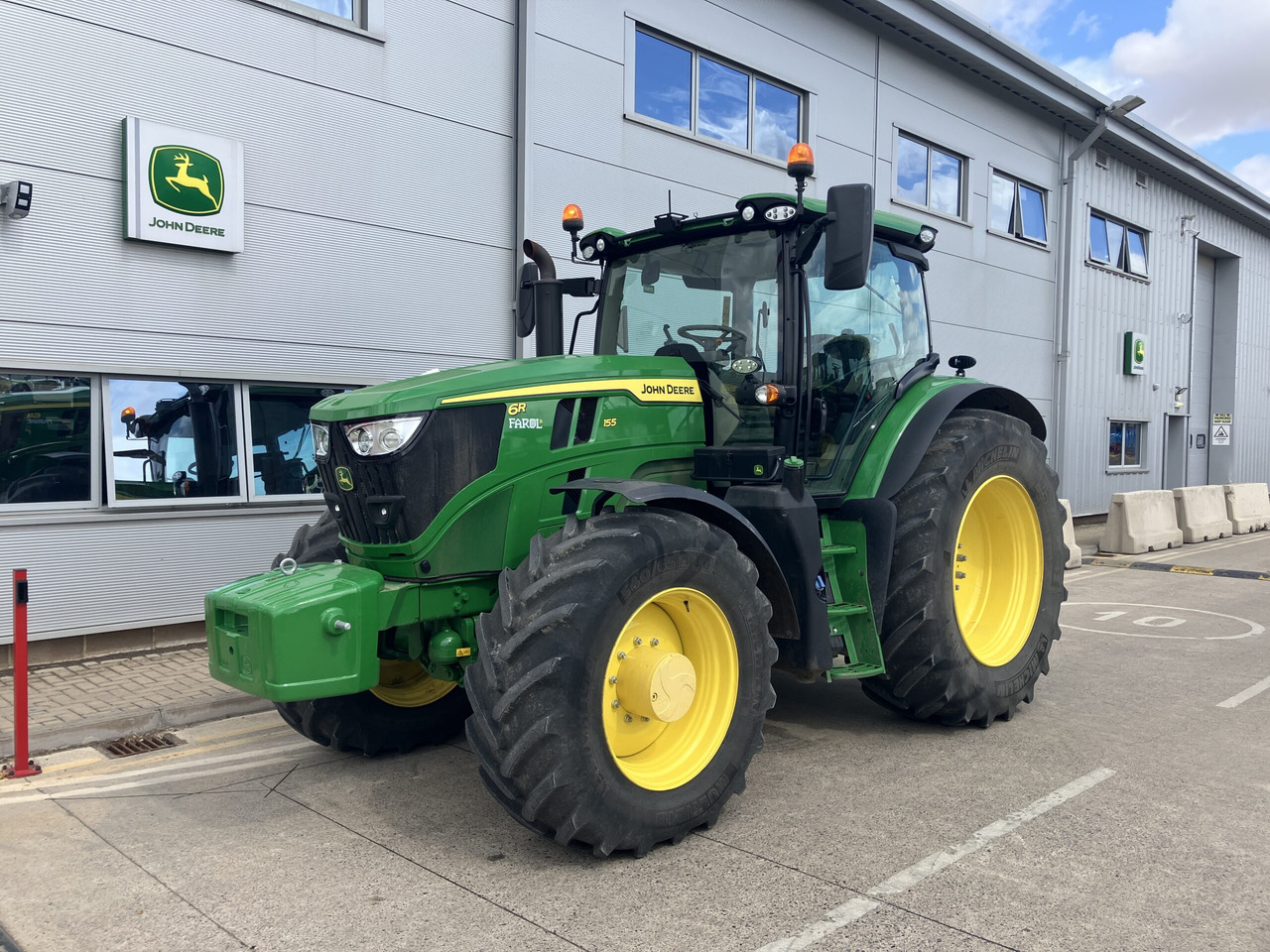 John Deere 6R 155 - Traktor: slika 1 John Deere 6R 155 - Traktor: slika 1