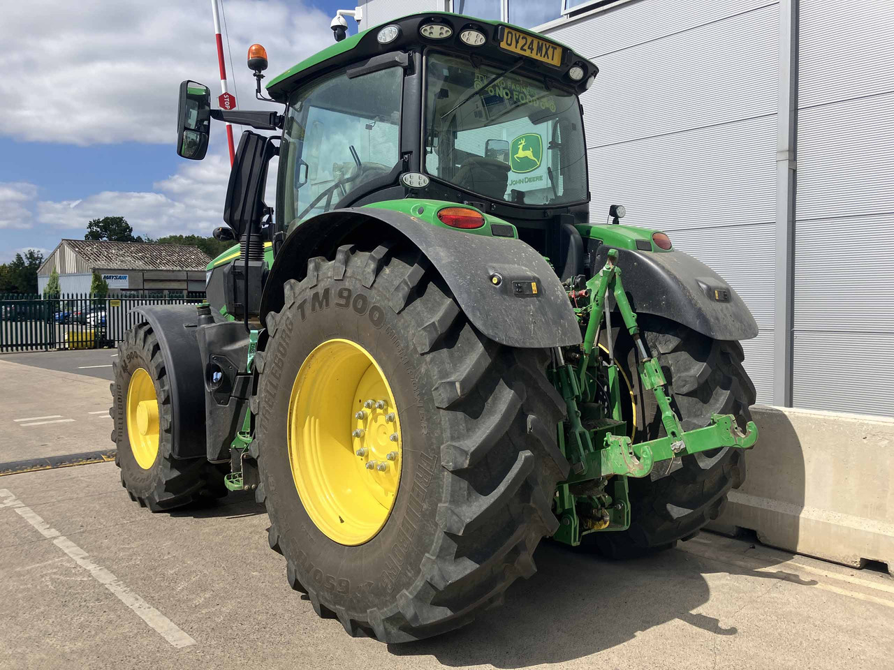 John Deere 6R 250 - Traktor: slika 3 John Deere 6R 250 - Traktor: slika 3