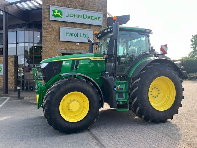 John Deere 6R 250 - Traktor: slika 2 John Deere 6R 250 - Traktor: slika 2