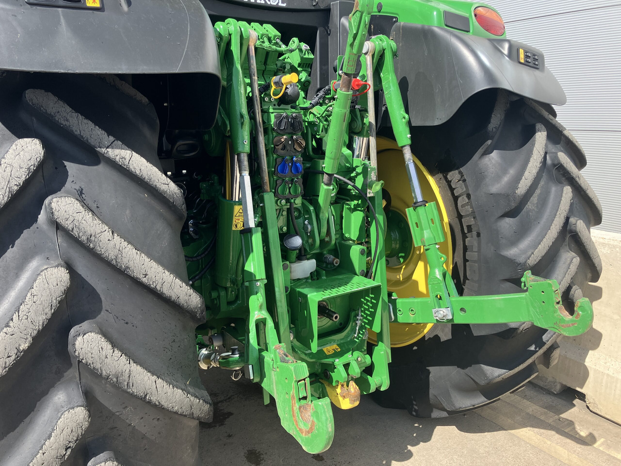 Traktor John Deere 6R155: slika 16
