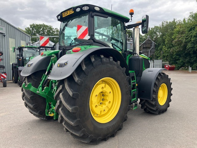 John Deere 6R250 - Traktor: slika 3 John Deere 6R250 - Traktor: slika 3
