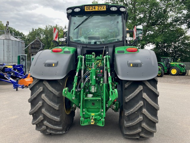 John Deere 6R250 - Traktor: slika 5 John Deere 6R250 - Traktor: slika 5