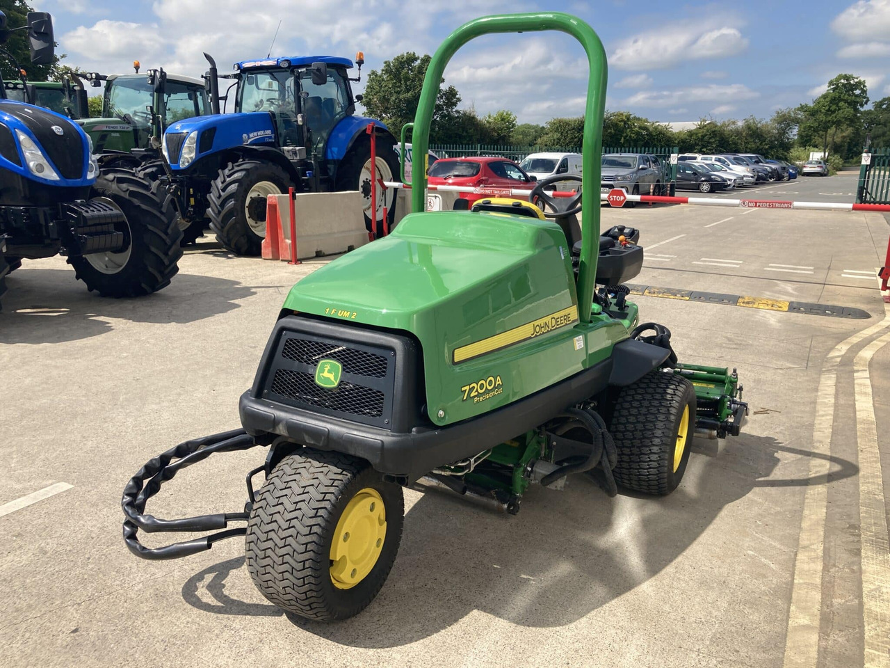 John Deere 7200A utility mower - Vrtna kosilnica: slika 5 John Deere 7200A utility mower - Vrtna kosilnica: slika 5