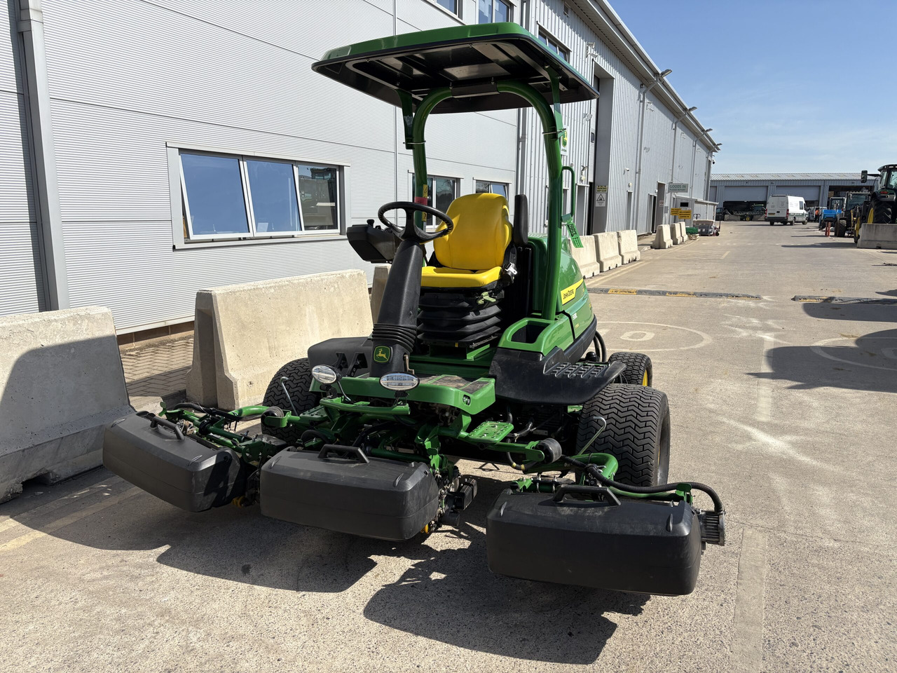John Deere 7500A E-Cut - Vrtna kosilnica: slika 4 John Deere 7500A E-Cut - Vrtna kosilnica: slika 4