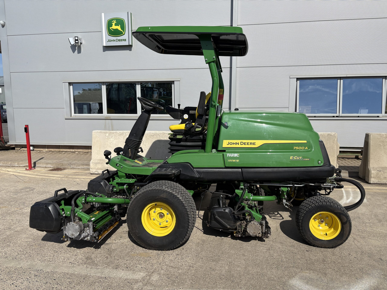 John Deere 7500A E-Cut - Vrtna kosilnica: slika 1 John Deere 7500A E-Cut - Vrtna kosilnica: slika 1