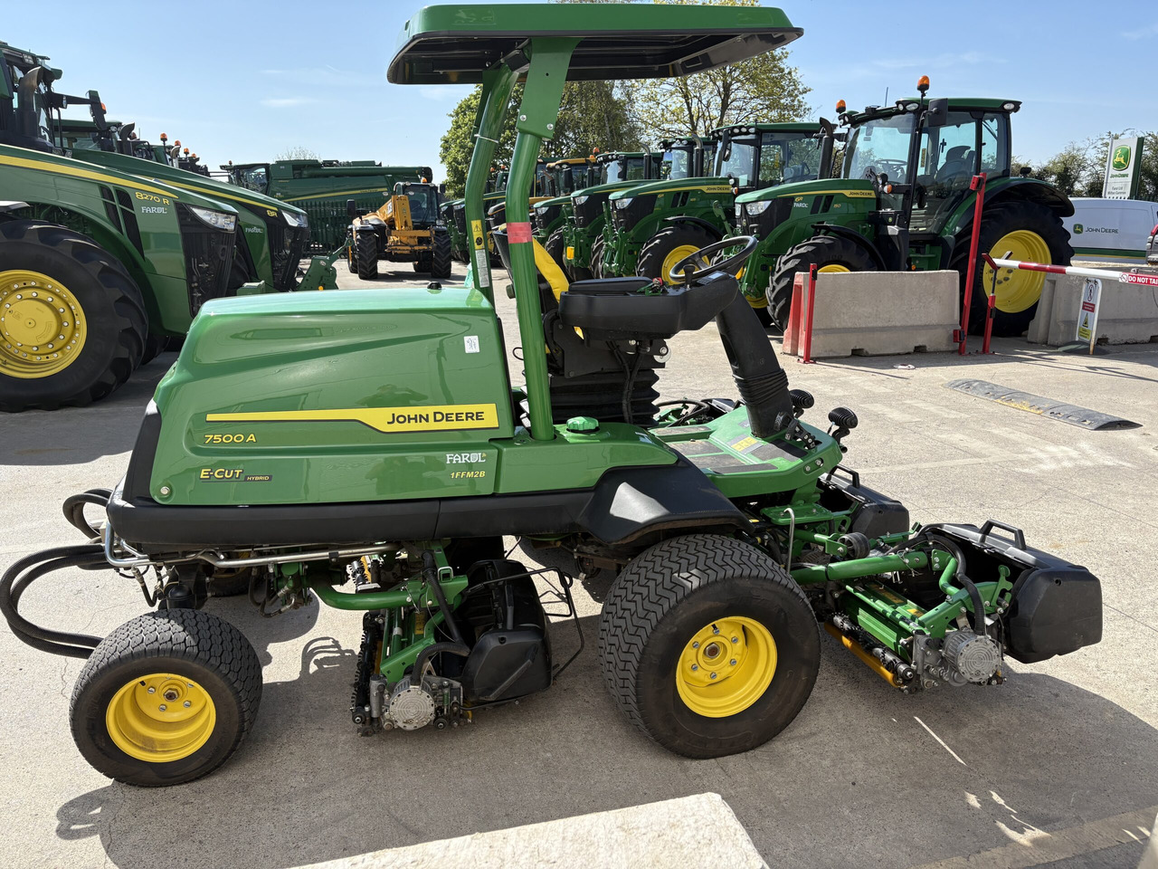 John Deere 7500A E-Cut - Vrtna kosilnica: slika 3 John Deere 7500A E-Cut - Vrtna kosilnica: slika 3