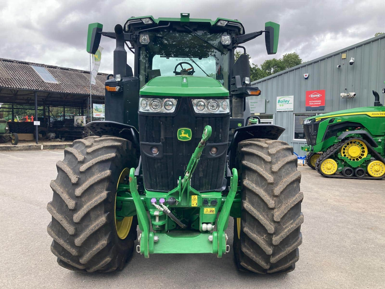 John Deere 7R 270 - Traktor: slika 2 John Deere 7R 270 - Traktor: slika 2