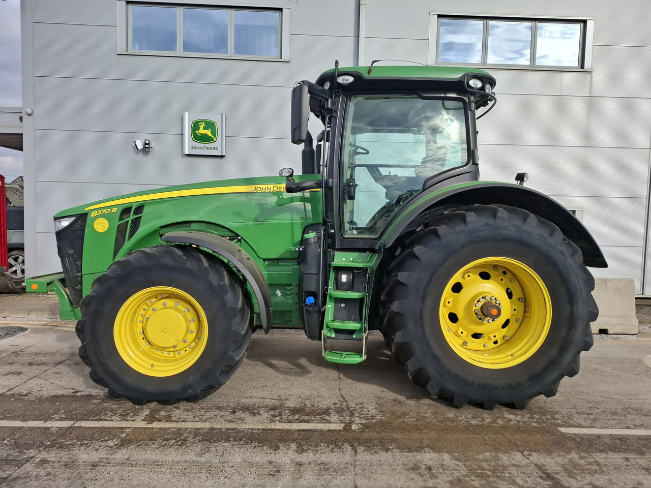 John Deere 8270R - Traktor: slika 2 John Deere 8270R - Traktor: slika 2