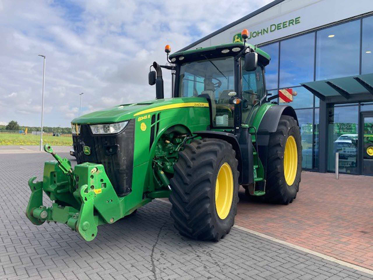 John Deere 8345R - Traktor: slika 1 John Deere 8345R - Traktor: slika 1