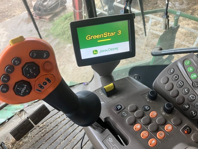 John Deere 9900 - Kombajn za krmo: slika 3 John Deere 9900 - Kombajn za krmo: slika 3