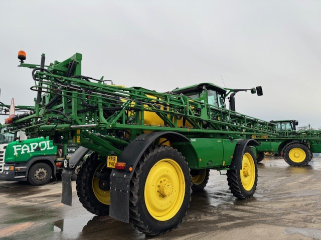 John Deere R4040i - Samovozni škropilnik: slika 3 John Deere R4040i - Samovozni škropilnik: slika 3