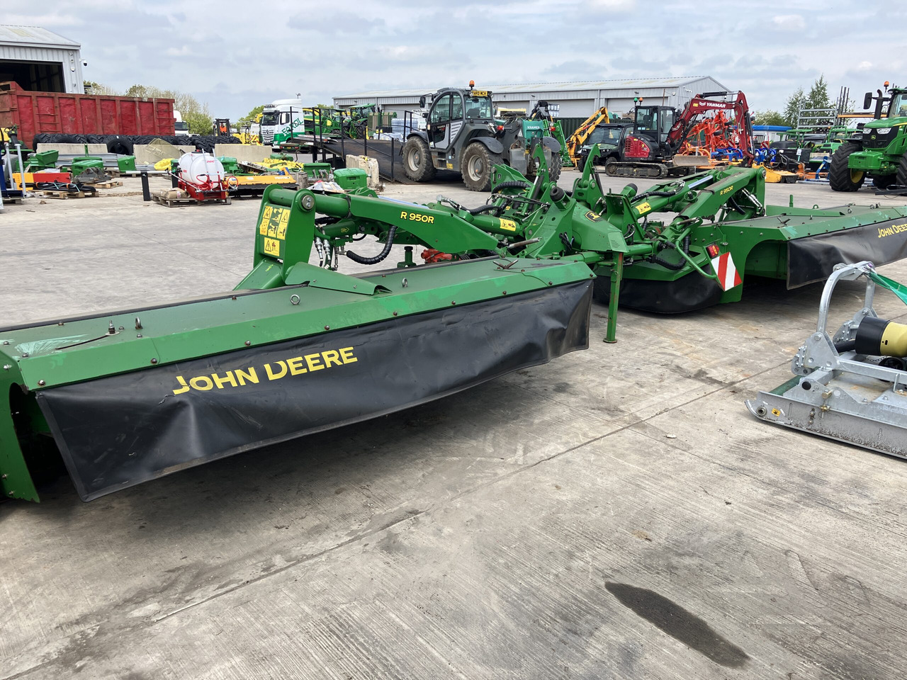 John Deere Rear R950R Mower Conditioners - Oprema za obračalnike: slika 4 John Deere Rear R950R Mower Conditioners - Oprema za obračalnike: slika 4