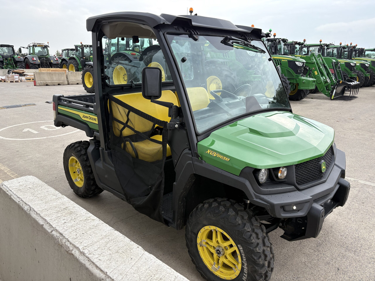 John Deere XUV865M Gator - Štirikolesnik: slika 3 John Deere XUV865M Gator - Štirikolesnik: slika 3