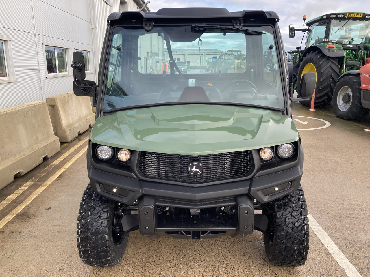 Nov Štirikolesnik John Deere XUV875M Gator: slika 8