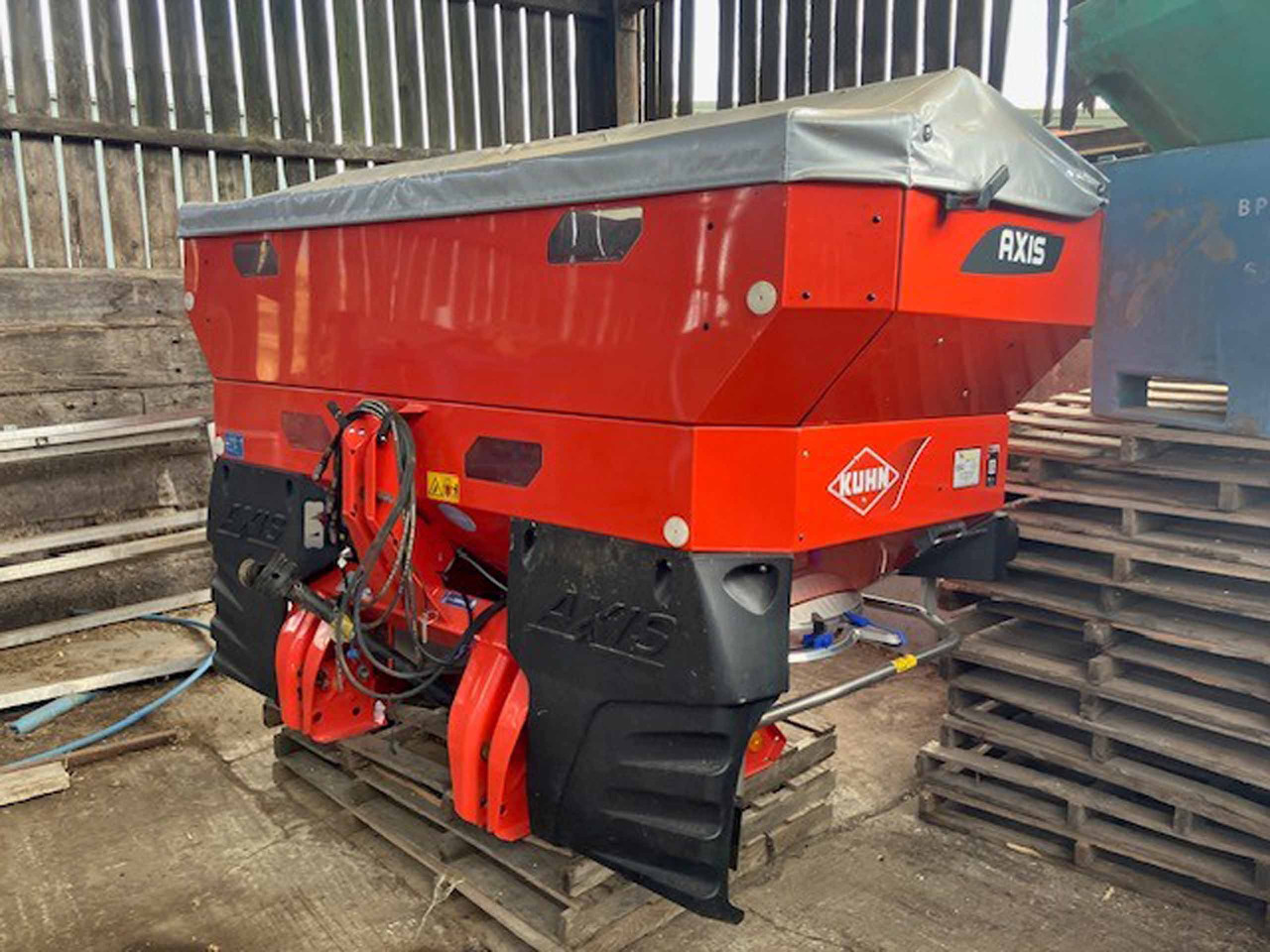 Kuhn Axis 30.2D - Trosilnik gnojila: slika 1 Kuhn Axis 30.2D - Trosilnik gnojila: slika 1