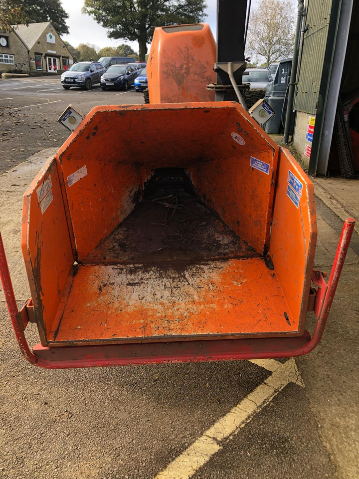 KwikChip woodchipper Euro Line 180 - Lesni sekalnik: slika 3 KwikChip woodchipper Euro Line 180 - Lesni sekalnik: slika 3