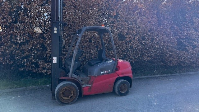 MANITOU MI30D - Diesel viličar: slika 1 MANITOU MI30D - Diesel viličar: slika 1