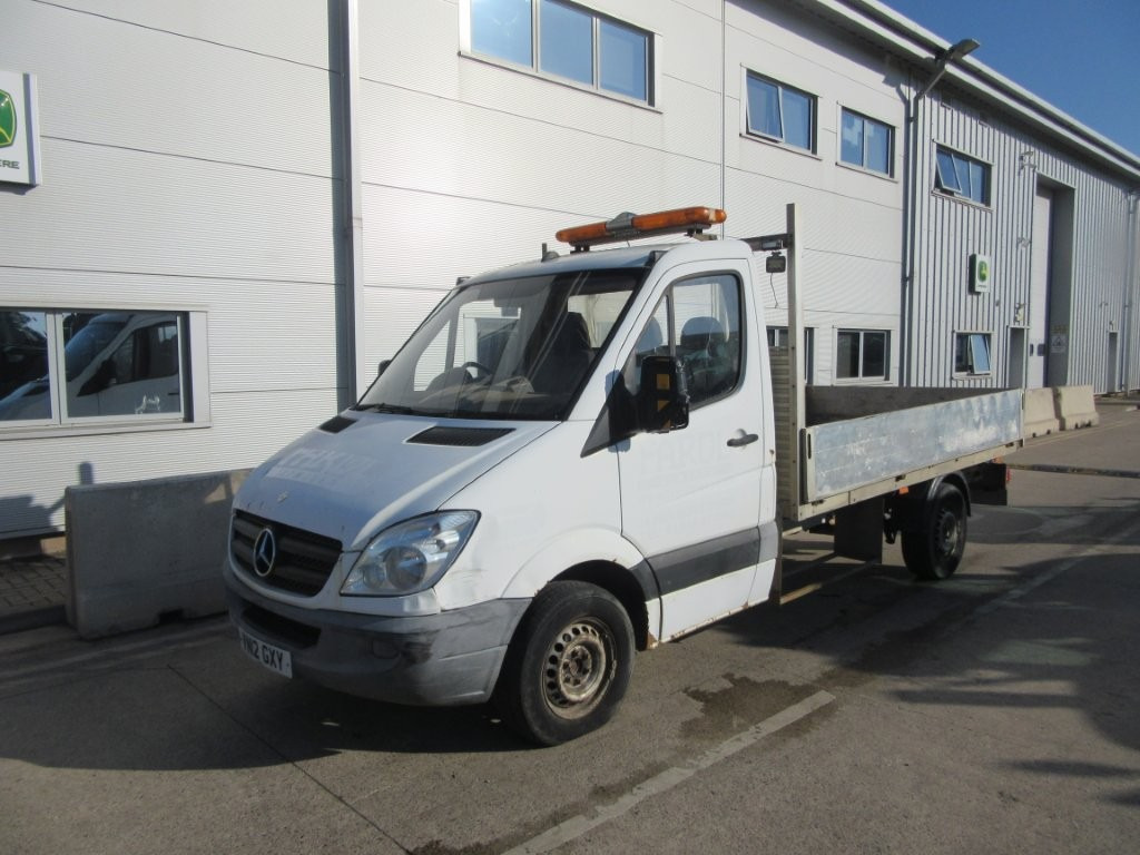 MERCEDES-BENZ SPRINTER 313 CDI FLAT BED - Dostavno vozilo s kesonom, Komunalno/ Posebno vozilo: slika 2 MERCEDES-BENZ SPRINTER 313 CDI FLAT BED - Dostavno vozilo s kesonom, Komunalno/ Posebno vozilo: slika 2