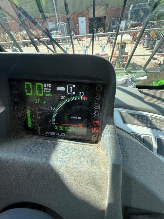 MERLO P40.13 - Teleskopski viličar: slika 2 MERLO P40.13 - Teleskopski viličar: slika 2
