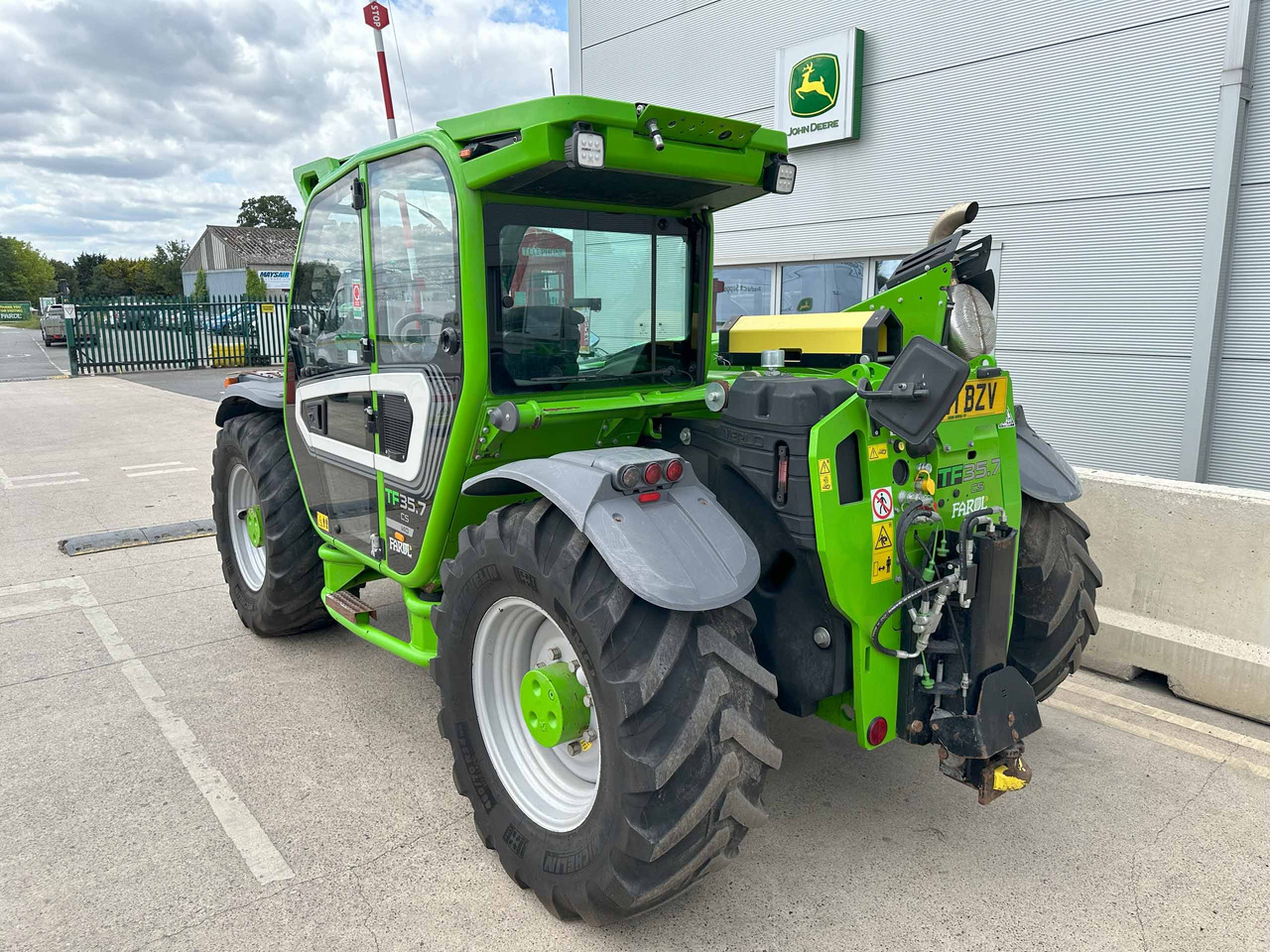 Merlo TF35.7 CS 140 - Teleskopski viličar: slika 4 Merlo TF35.7 CS 140 - Teleskopski viličar: slika 4