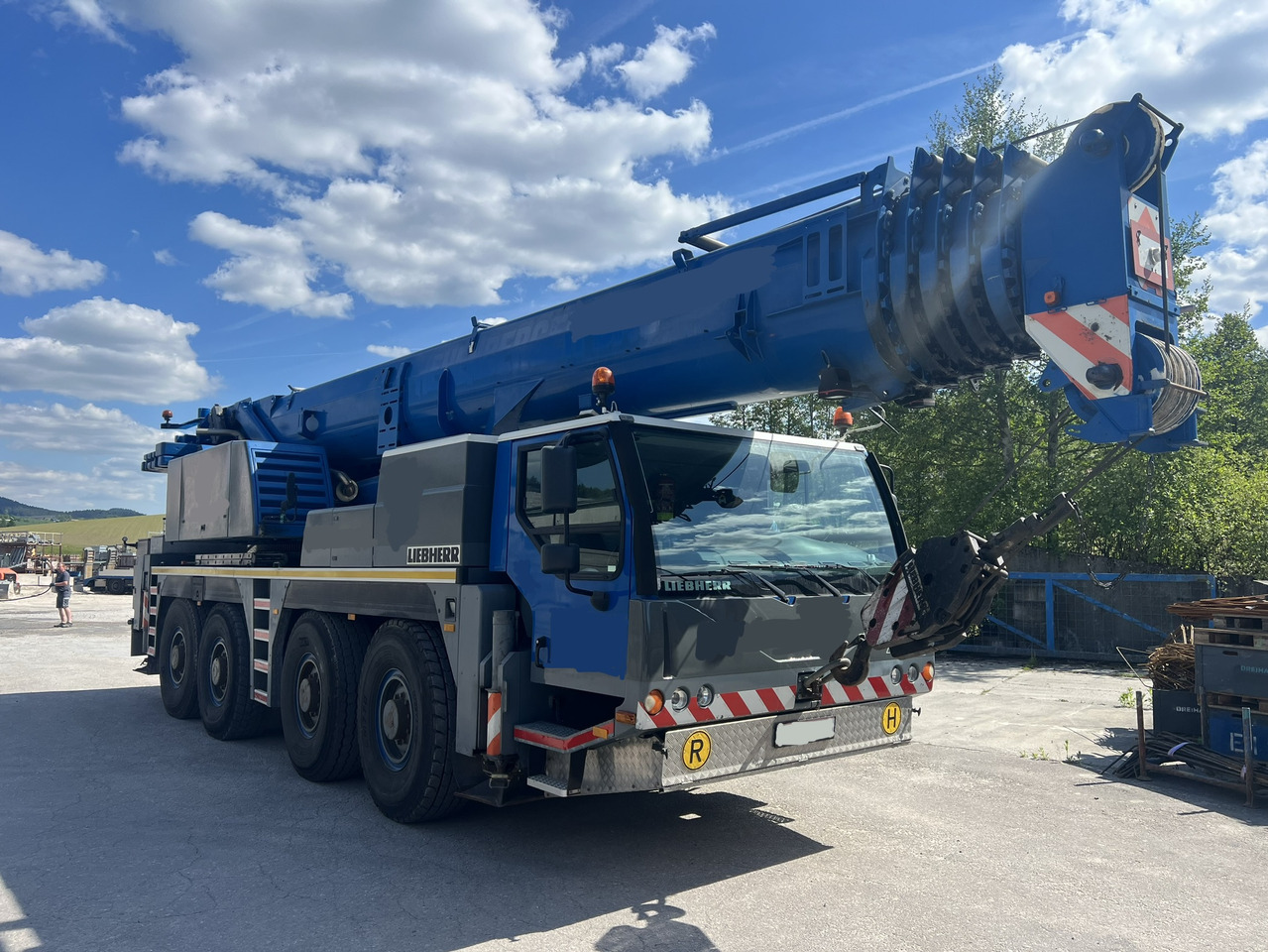 LIEBHERR LTM 1090 - Avtodvigalo za vse namene: slika 1 LIEBHERR LTM 1090 - Avtodvigalo za vse namene: slika 1