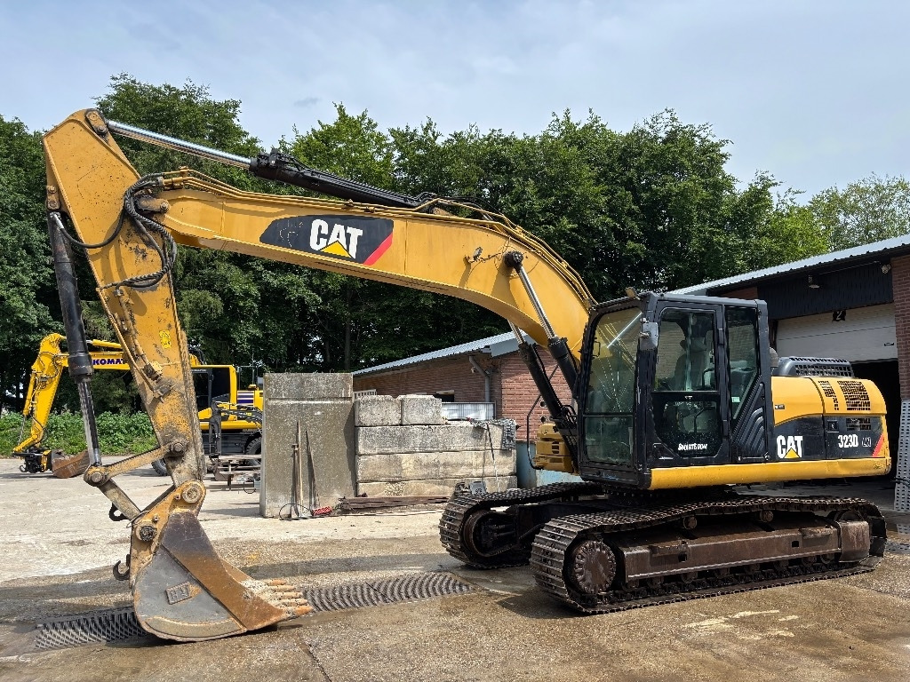 CAT 323 D LN - Bager goseničar: slika 2 CAT 323 D LN - Bager goseničar: slika 2