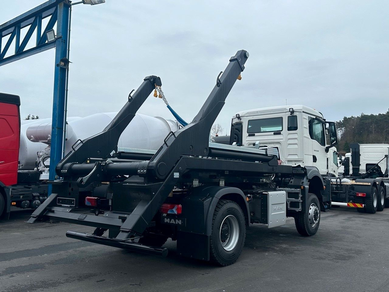 MAN TGS 18.400 4x4 Euro 6e Hyva Absetzkipper - Tovornjak prekucnik, Tovornjak z dvigalom: slika 3 MAN TGS 18.400 4x4 Euro 6e Hyva Absetzkipper - Tovornjak prekucnik, Tovornjak z dvigalom: slika 3