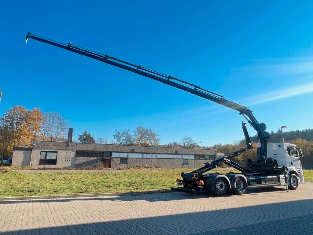 MAN TGS 26.470 6x2 Abrollkipper + Kran Hiab 228-6 - Kotalni prekucni tovornjak, Tovornjak z dvigalom: slika 5 MAN TGS 26.470 6x2 Abrollkipper + Kran Hiab 228-6 - Kotalni prekucni tovornjak, Tovornjak z dvigalom: slika 5