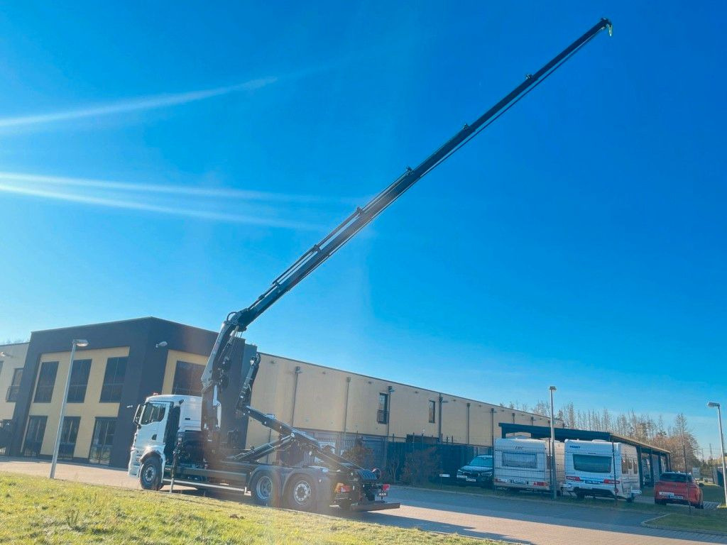 MAN TGS 26.470 6x2 Abrollkipper + Kran Hiab 228-6 - Kotalni prekucni tovornjak, Tovornjak z dvigalom: slika 4 MAN TGS 26.470 6x2 Abrollkipper + Kran Hiab 228-6 - Kotalni prekucni tovornjak, Tovornjak z dvigalom: slika 4