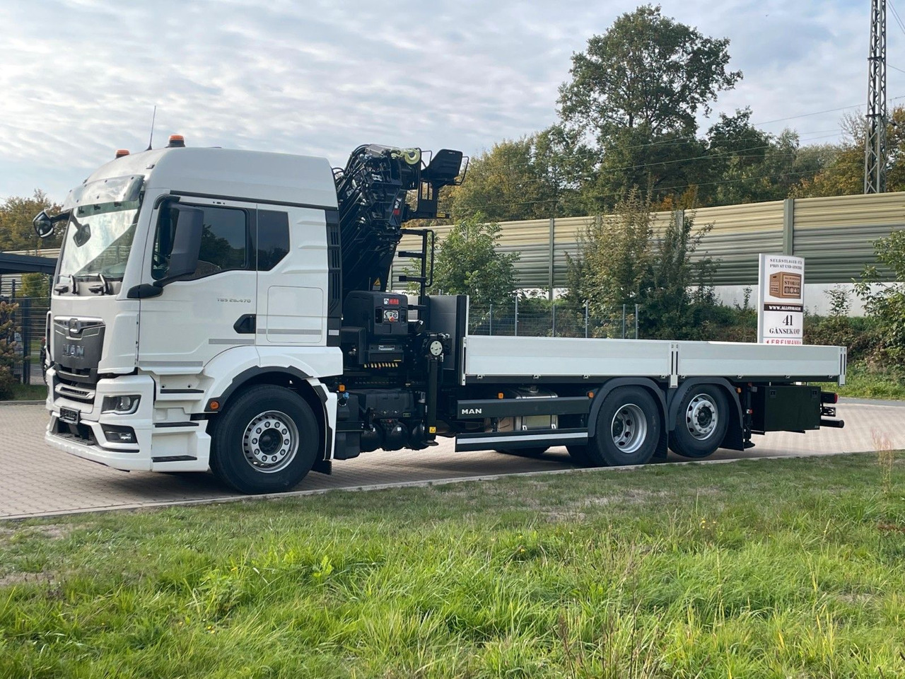 MAN TGS 26.480 /6X Hiab X-HIRRO 302 E-6 JIB 70x4 - Tovornjak z dvigalom: slika 2 MAN TGS 26.480 /6X Hiab X-HIRRO 302 E-6 JIB 70x4 - Tovornjak z dvigalom: slika 2