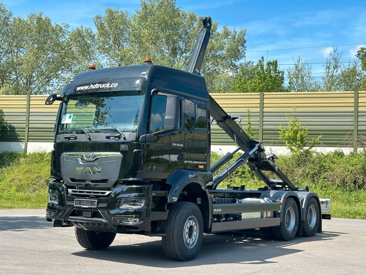 MAN TGS 33.520 6X4 Euro6e Abrollkipper MULTILIFT - Kotalni prekucni tovornjak, Tovornjak z dvigalom: slika 2 MAN TGS 33.520 6X4 Euro6e Abrollkipper MULTILIFT - Kotalni prekucni tovornjak, Tovornjak z dvigalom: slika 2