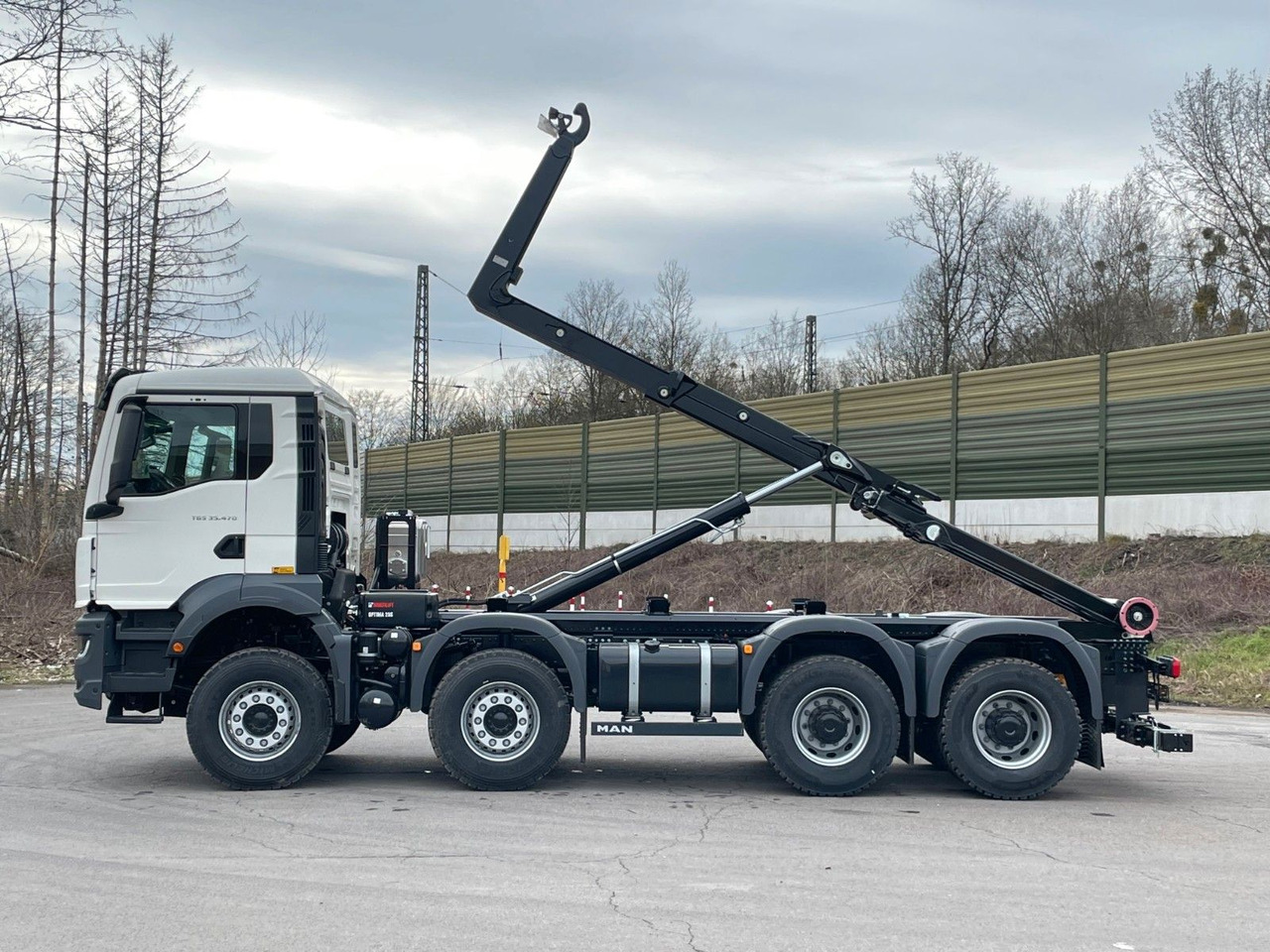 MAN TGS 35.470 8x4 Euro6e Hiab MultLift Abrollkipper - Kotalni prekucni tovornjak, Tovornjak z dvigalom: slika 3 MAN TGS 35.470 8x4 Euro6e Hiab MultLift Abrollkipper - Kotalni prekucni tovornjak, Tovornjak z dvigalom: slika 3