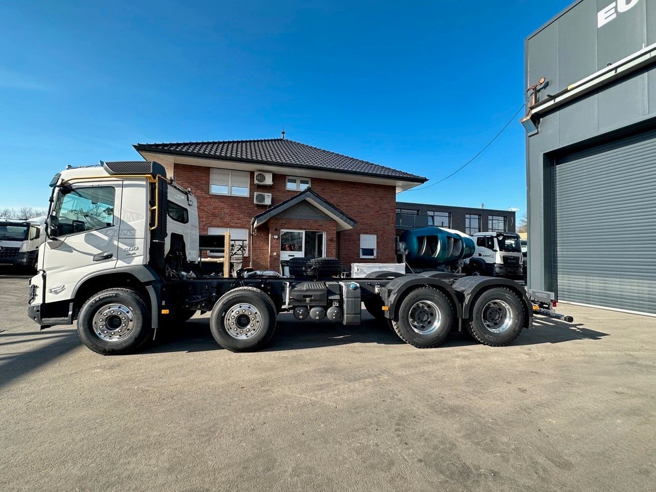 Volvo FMX 500 8x4 - Tovornjak-šasija: slika 2 Volvo FMX 500 8x4 - Tovornjak-šasija: slika 2