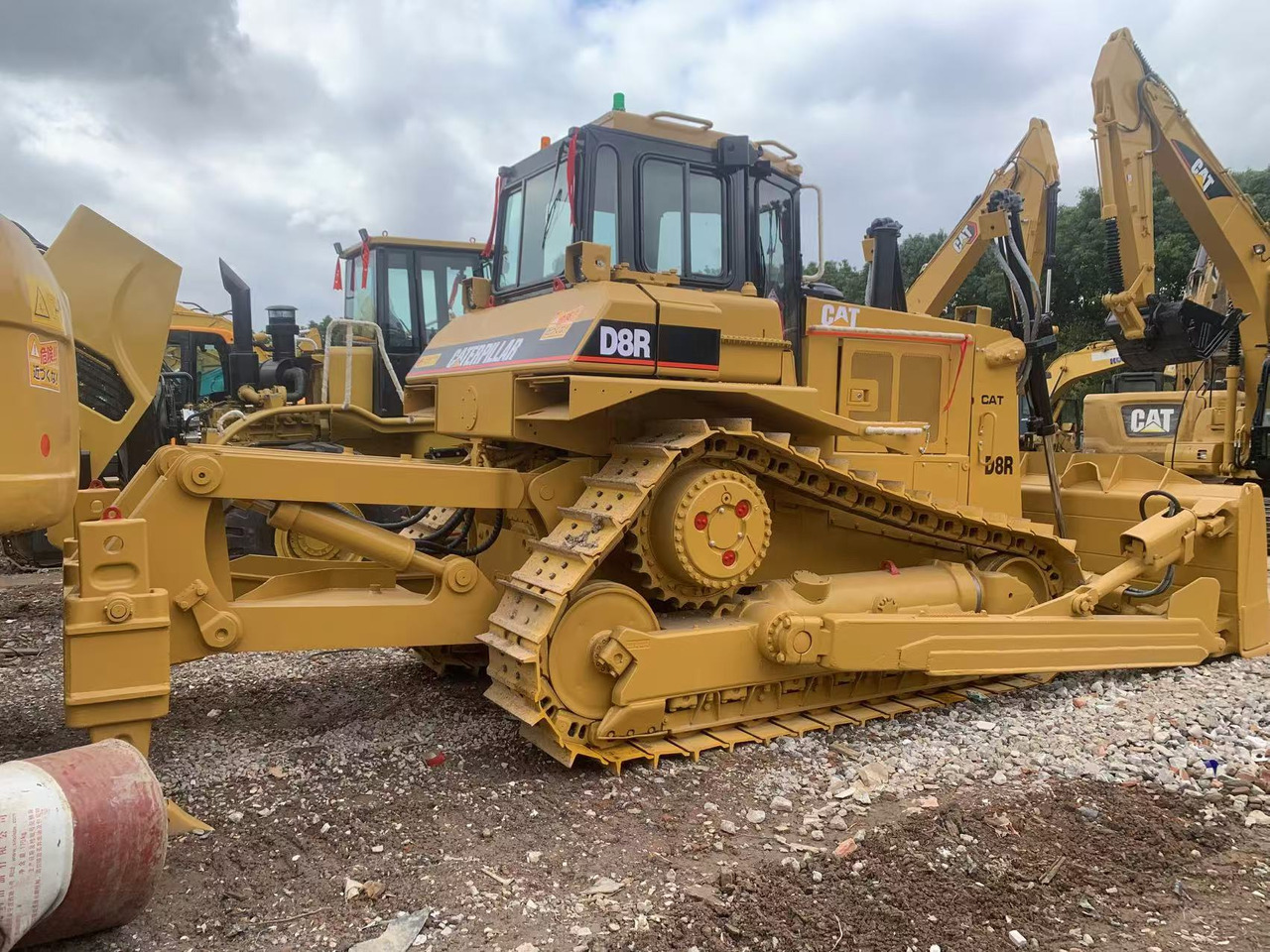 CATERPILLAR D8R - Buldožer: slika 3 CATERPILLAR D8R - Buldožer: slika 3
