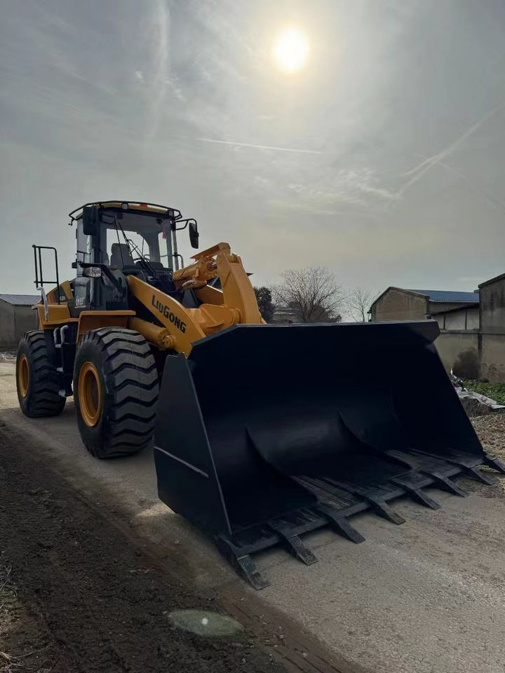 China LiuGong 862H 856H China Construction Equipment USED CLG862H CLG856H Wheel Loader 2022 - Kolesni nakladalec: slika 2 China LiuGong 862H 856H China Construction Equipment USED CLG862H CLG856H Wheel Loader 2022 - Kolesni nakladalec: slika 2