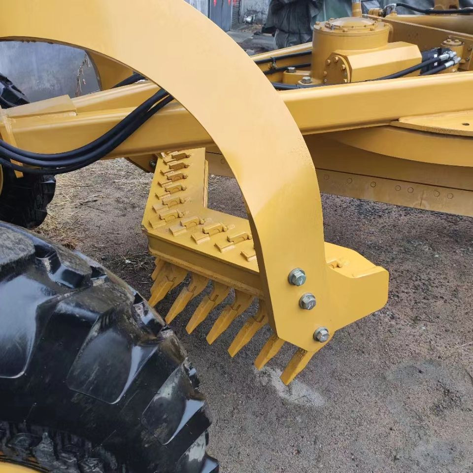 Hot Sale Used CAT 120GC Grader Construction Machinery High Quality CAT Grader - Greder: slika 5 Hot Sale Used CAT 120GC Grader Construction Machinery High Quality CAT Grader - Greder: slika 5