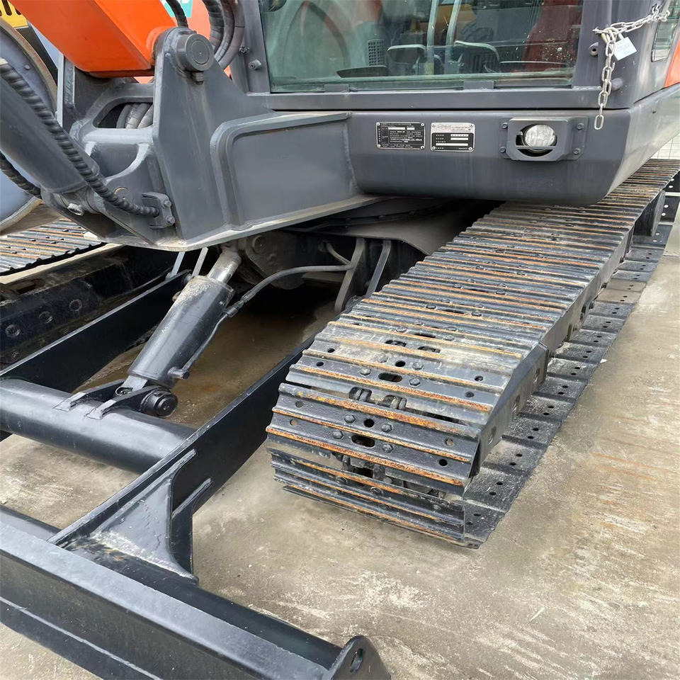 Original Color Used Doosan Dx55 Mini Excavator Used 5 Ton 5.5ton Mini Doosan Excavator for Sale Used Doosan Dx55-9c - Mini bager: slika 3 Original Color Used Doosan Dx55 Mini Excavator Used 5 Ton 5.5ton Mini Doosan Excavator for Sale Used Doosan Dx55-9c - Mini bager: slika 3