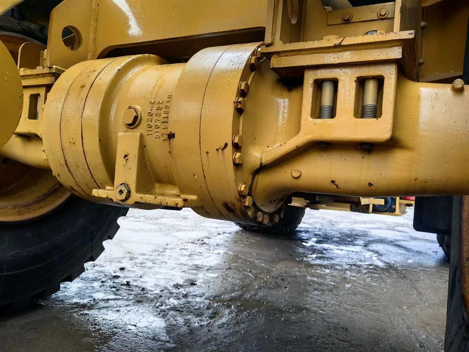 Second Hand Caterpillar CAT 950GC 5 Ton Wheel Loader USED CAT 950 Wheel Loaders in Low Price for Hot Sale - Kolesni nakladalec: slika 4 Second Hand Caterpillar CAT 950GC 5 Ton Wheel Loader USED CAT 950 Wheel Loaders in Low Price for Hot Sale - Kolesni nakladalec: slika 4