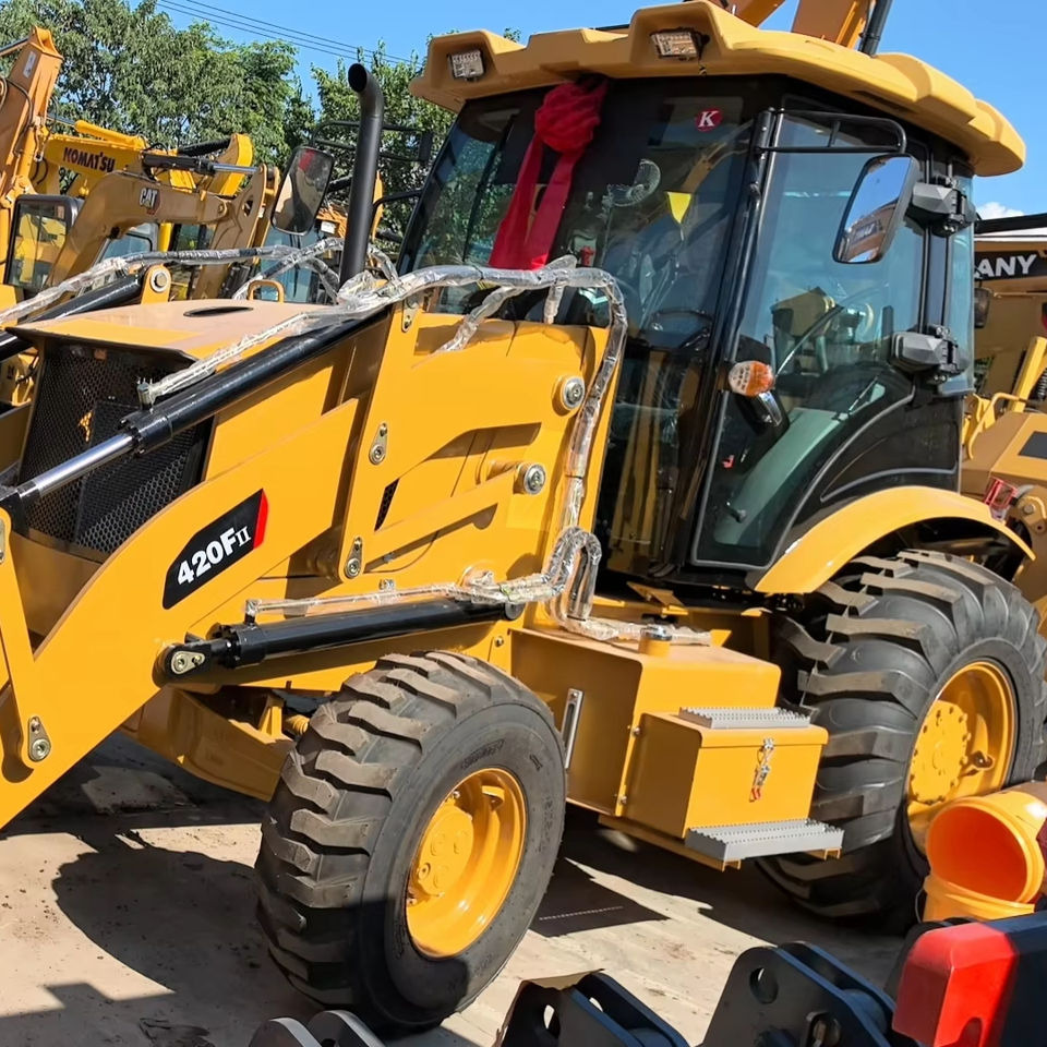 Used Caterpillar 2024 Year Low Hours 420f 420f2 420e 416e Secondhand Cat 420f with 20 Hours in Stock - Bager nakladalec: slika 1 Used Caterpillar 2024 Year Low Hours 420f 420f2 420e 416e Secondhand Cat 420f with 20 Hours in Stock - Bager nakladalec: slika 1