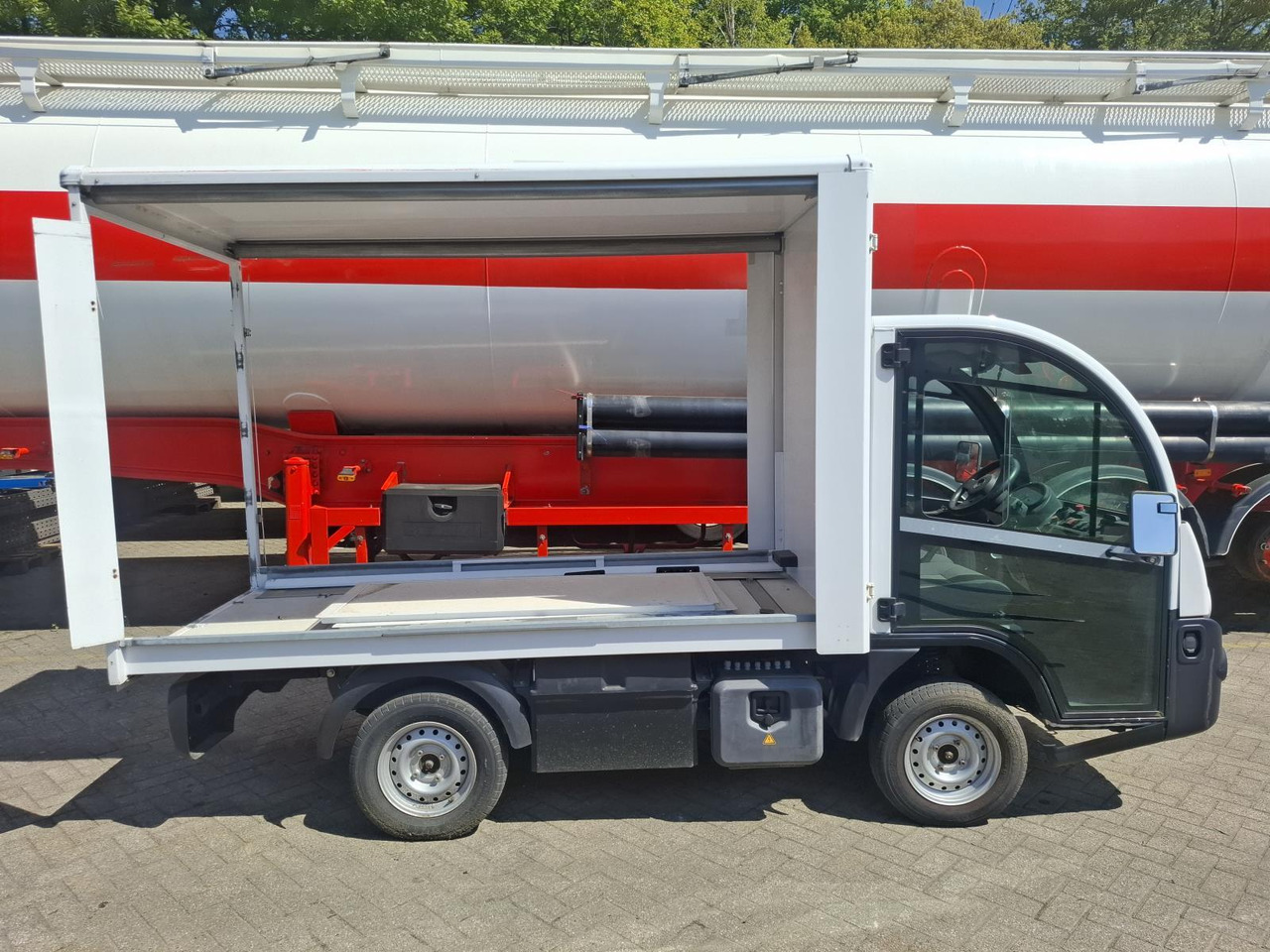 Aixam Mega E-Worker Elektrische Bakwagen RK-437-P - Voziček za golf: slika 5 Aixam Mega E-Worker Elektrische Bakwagen RK-437-P - Voziček za golf: slika 5