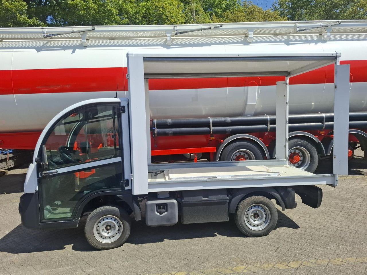 Aixam Mega E-Worker Elektrische Bakwagen RK-437-P - Voziček za golf: slika 4 Aixam Mega E-Worker Elektrische Bakwagen RK-437-P - Voziček za golf: slika 4