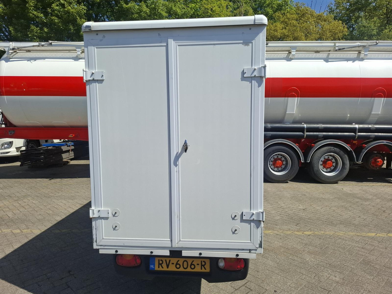 Aixam Mega E-Worker Elektrische Bakwagen RV-606-R - Voziček za golf: slika 2 Aixam Mega E-Worker Elektrische Bakwagen RV-606-R - Voziček za golf: slika 2