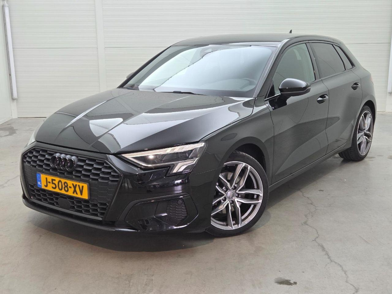 Audi A3 Sportback 35 TFSI Business edition Automaat | 2020 | 110.743 km | J508XV | NAP: Logisch - Kombilimuzina: slika 1 Audi A3 Sportback 35 TFSI Business edition Automaat | 2020 | 110.743 km | J508XV | NAP: Logisch - Kombilimuzina: slika 1