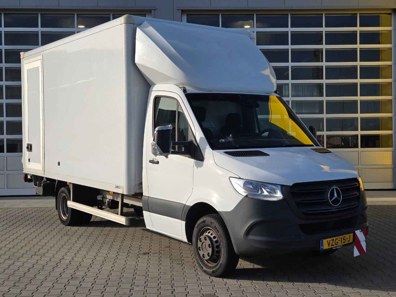 Mercedes - Benz Sprinter 516 2.2 CDI L3 EURO VI - D | 2020 | 150.987 km | Automaat | VZG15J | NAP: Geen oordeel - Drugi stroj: slika 2 Mercedes - Benz Sprinter 516 2.2 CDI L3 EURO VI - D | 2020 | 150.987 km | Automaat | VZG15J | NAP: Geen oordeel - Drugi stroj: slika 2